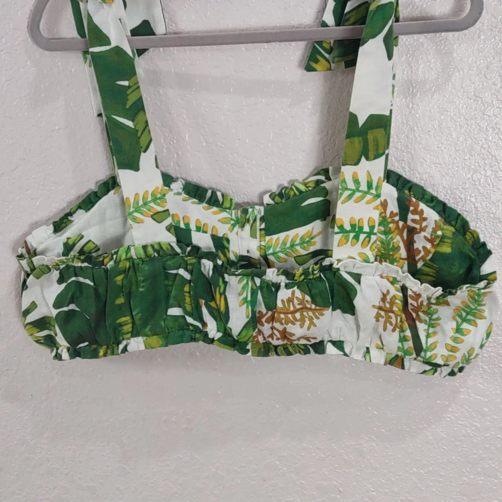 N/A stylish crop
